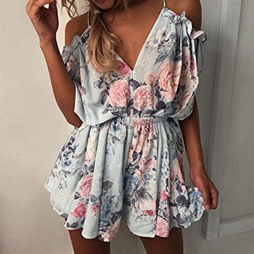 ✦NWT Sexy Off Shoulder Floral Print Romper✦